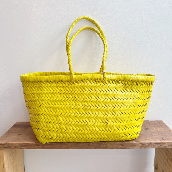 5FF0B027-D098-4C99-ACC8-